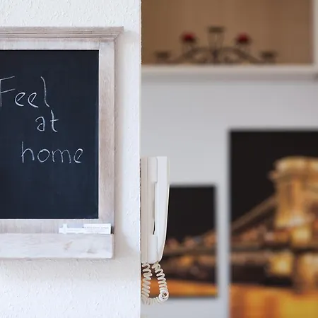 Апартаменты Feel At